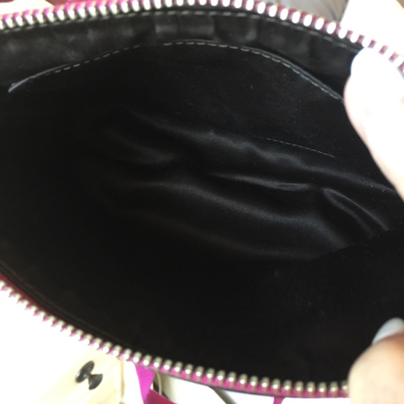 COACH Poppy Signature C Crossbody - Picture 6 of 7